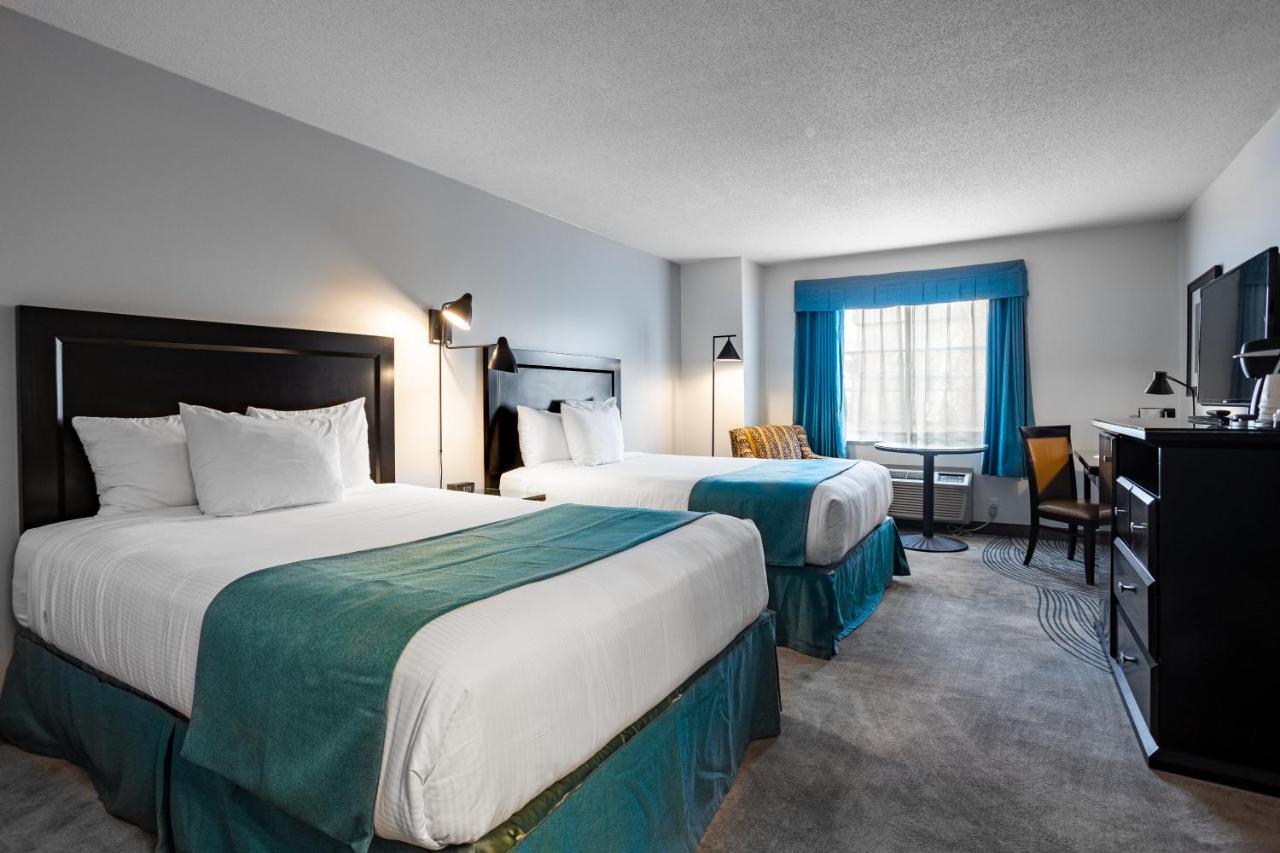 Ramada By Wyndham Surrey/Langley Hotel Eksteriør billede