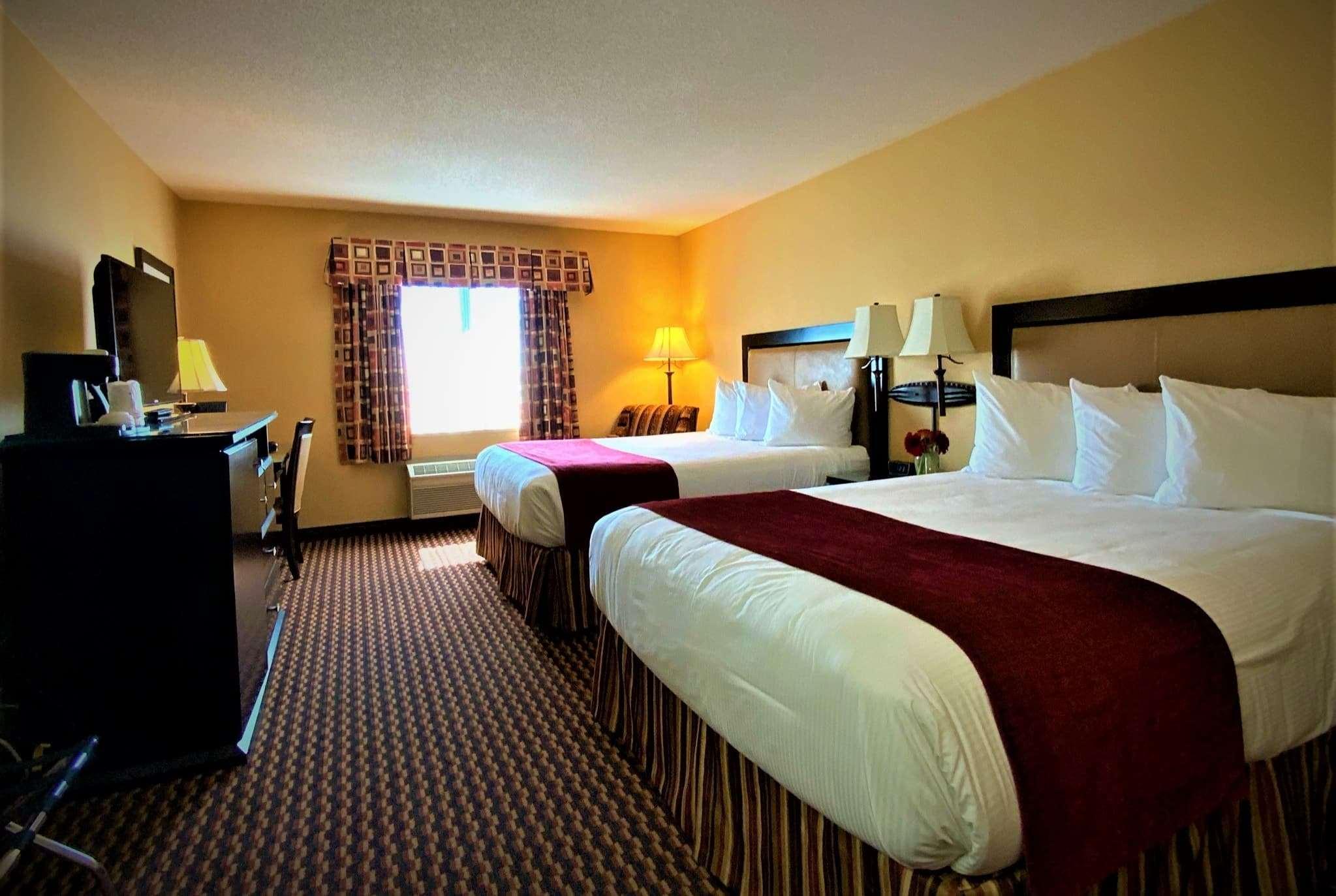 Ramada By Wyndham Surrey/Langley Hotel Eksteriør billede